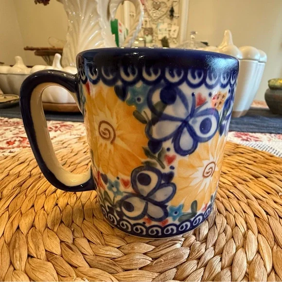 VENA Blue Rose Polish Pottery Butterfly Coffee Mug - Picture 2 of 8